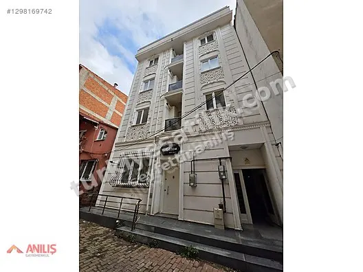 İzmit Merkezde Kiralık 1+1 Daire